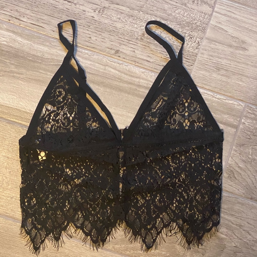 New black lace top - Picture 8 of 8
